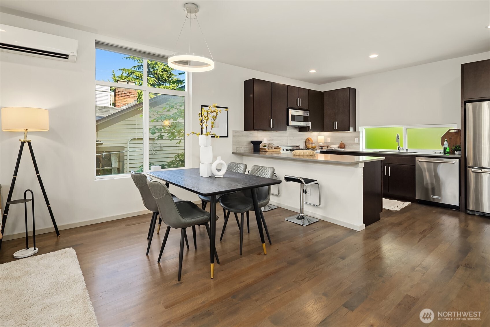 2409 Northwest 64th Street Seattle, WA 98107 - Photo 5 of 34