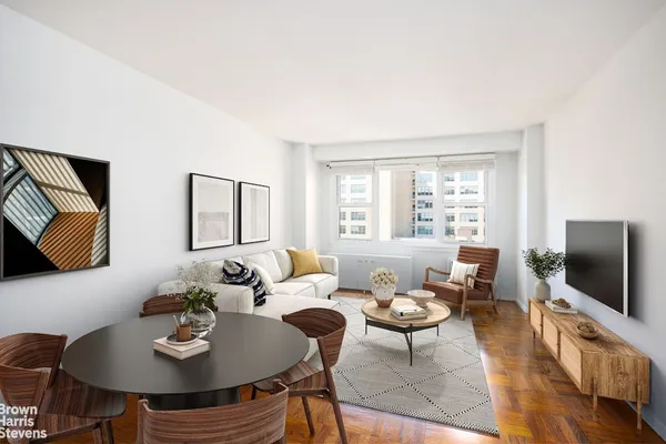 $948,000 | 2 Charlton Street, Unit 11B | Hudson Square