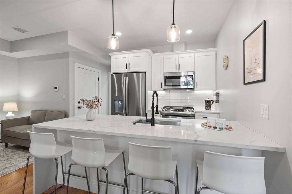 174 West Seventh Street, Unit 2 Boston, MA 02127 - Photo 6 of 35