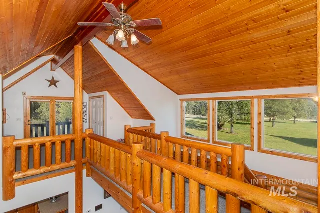 $530,000 | 8 Terrace Drive, Garden Valley, ID 83622