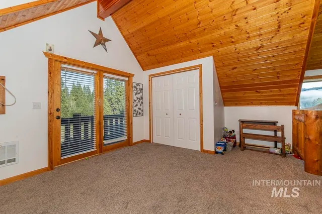 $530,000 | 8 Terrace Drive, Garden Valley, ID 83622