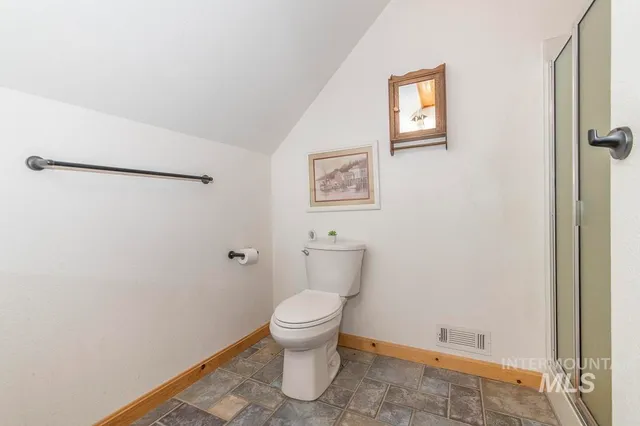 $530,000 | 8 Terrace Drive, Garden Valley, ID 83622