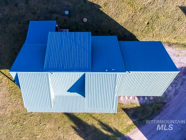 $530,000 | 8 Terrace Drive, Garden Valley, ID 83622