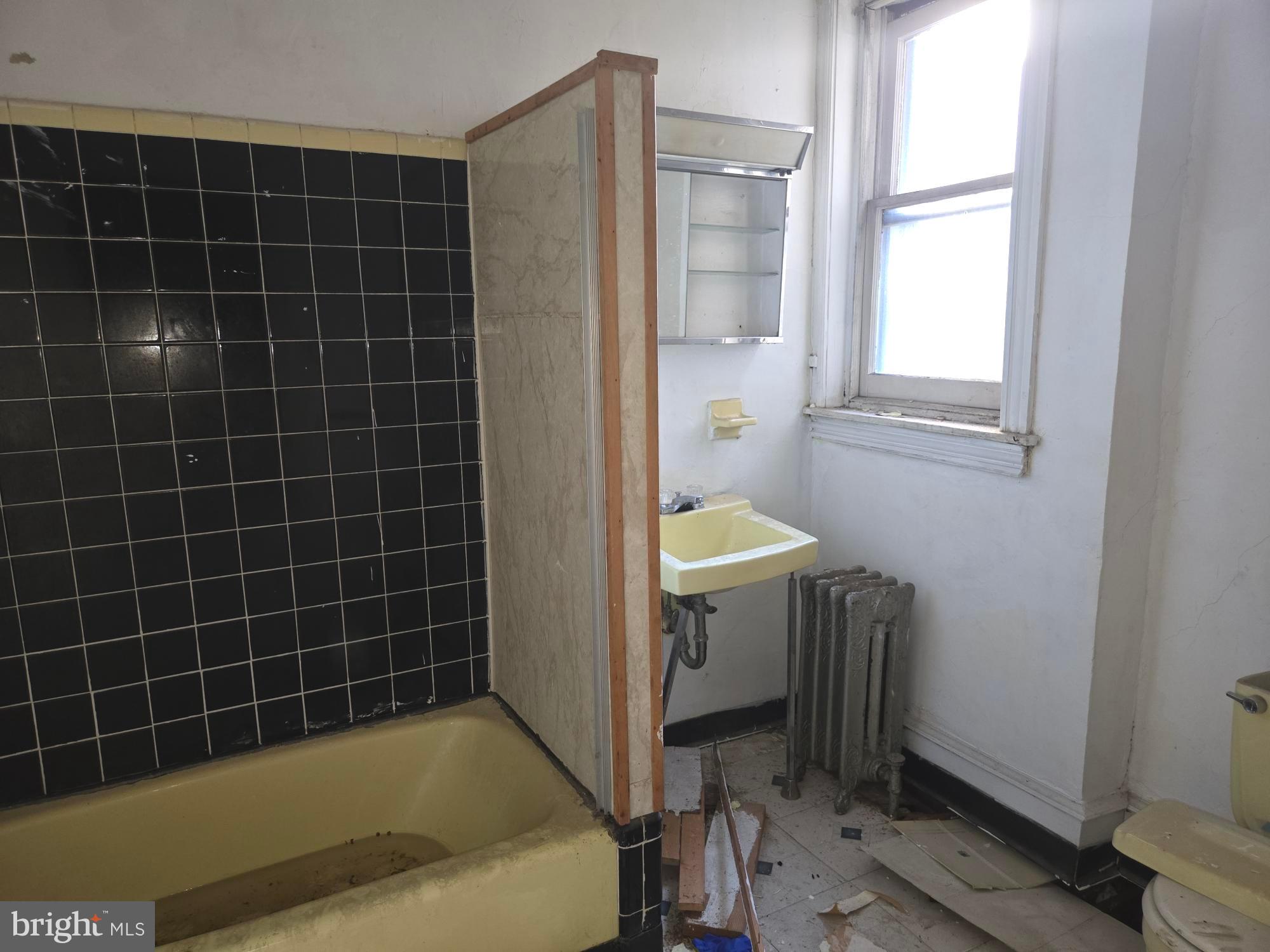 211 South 49th Street Philadelphia, PA 19139 - Photo 12 of 15