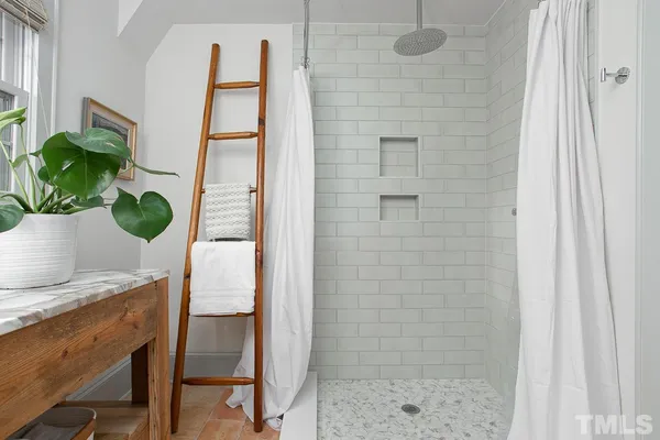 a close view of a bathroom sink