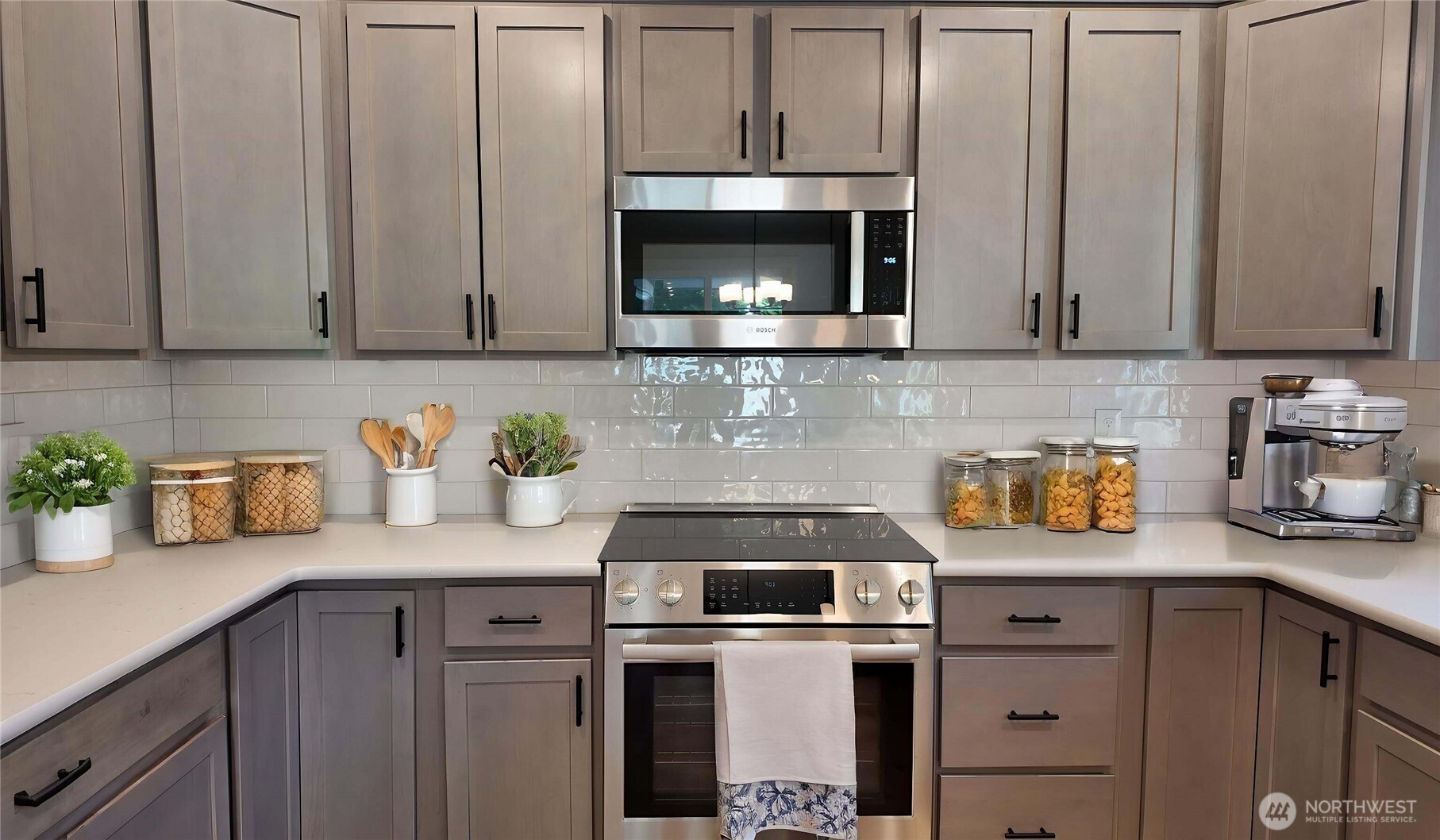 33 East Michelle Court Union, WA 98592 - Photo 8 of 17