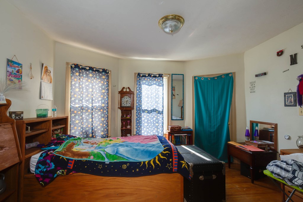 6 Lund Street Worcester, MA 01607 - Photo 21 of 34