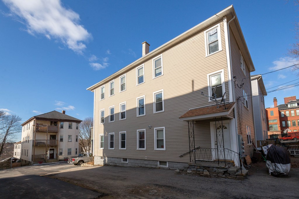 6 Lund Street Worcester, MA 01607 - Photo 31 of 34