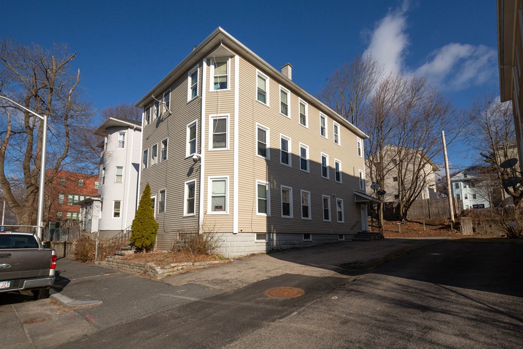 6 Lund Street Worcester, MA 01607 - Photo 34 of 34