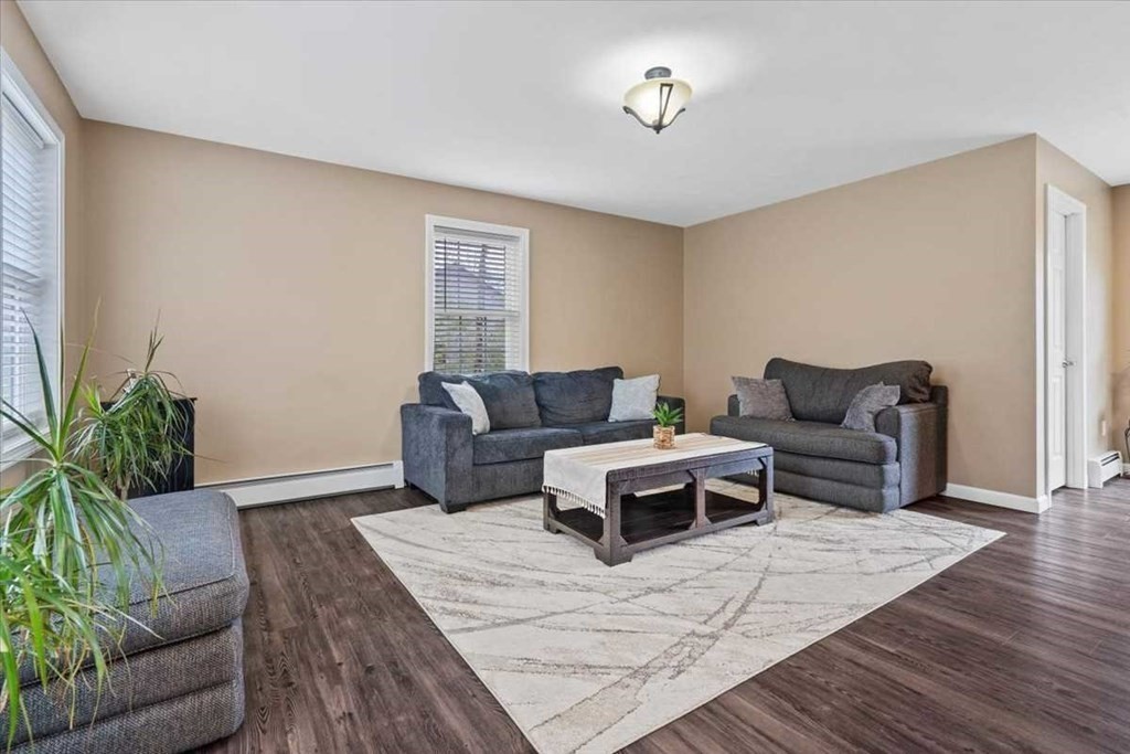 370 Hubbardston Road Templeton, MA 01468 - Photo 6 of 26 Gallery Image 6