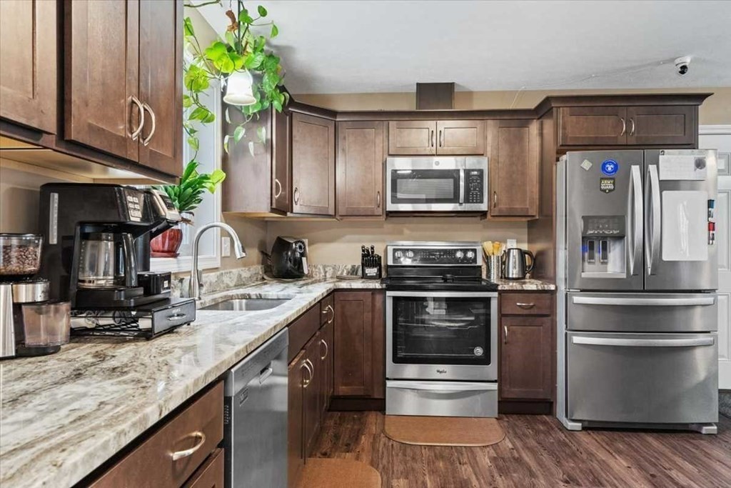 370 Hubbardston Road Templeton, MA 01468 - Photo 8 of 26 Gallery Image 8