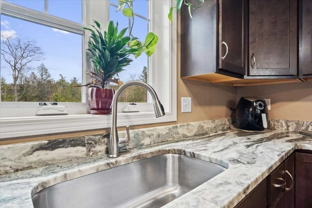 370 Hubbardston Road Templeton, MA 01468 - Photo 9 of 26 Gallery Image 9
