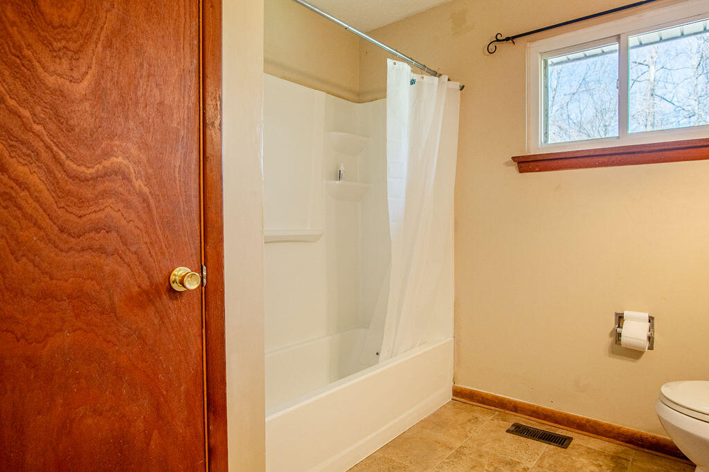 142 Bluff View Circle Flintstone, GA 30725 - Photo 24 of 46 BluffView-44