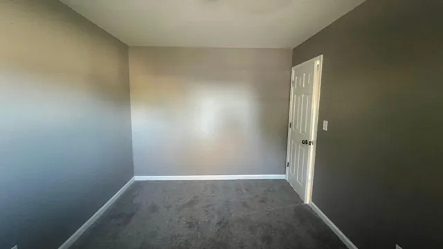 $1,590 | 5922 North 84th Street, Unit LOWR, Milwaukee, WI 53225