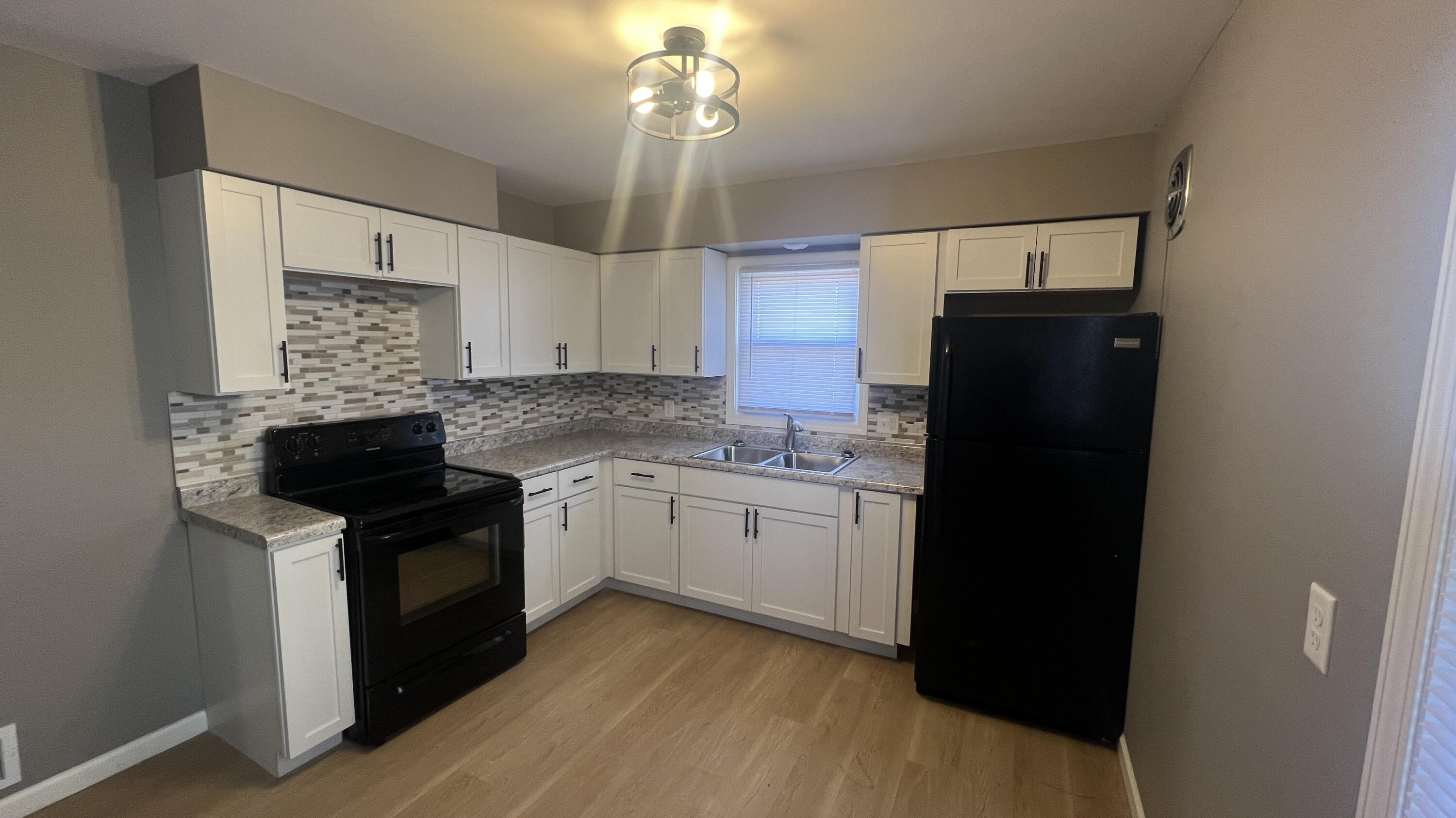 5922 North 84th Street, Unit LOWR Milwaukee, WI 53225 - Photo 5 of 24 original (3)