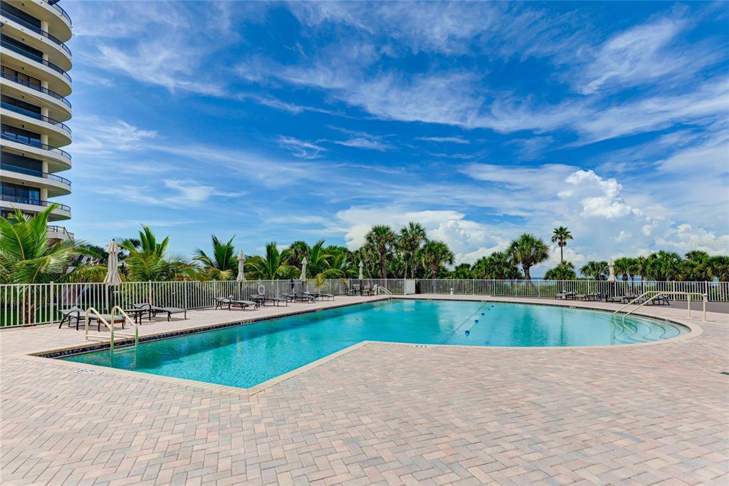 455 Longboat Club Road, Unit PH8 Longboat Key, FL 34228 - Photo 53 of 64