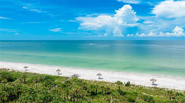 $2,999,999 | 455 Longboat Club Road, Unit PH8, Longboat Key, FL 34228