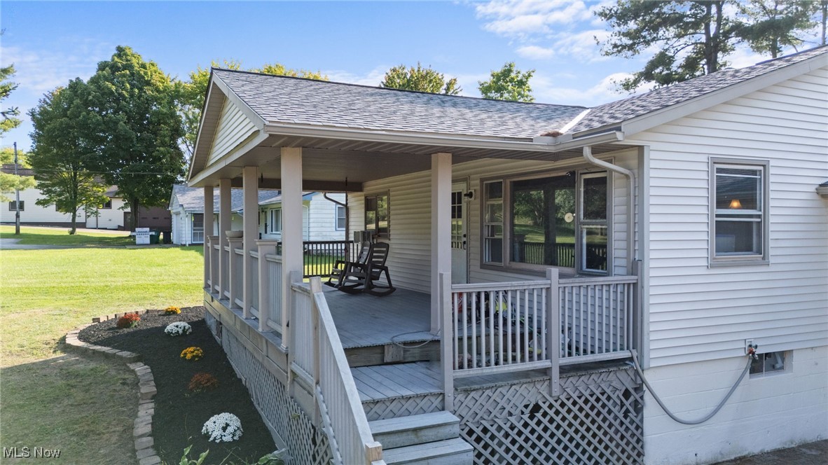 8892 Brakeman Road Chardon, OH 44024 - Photo 5 of 40 Gallery Image 5