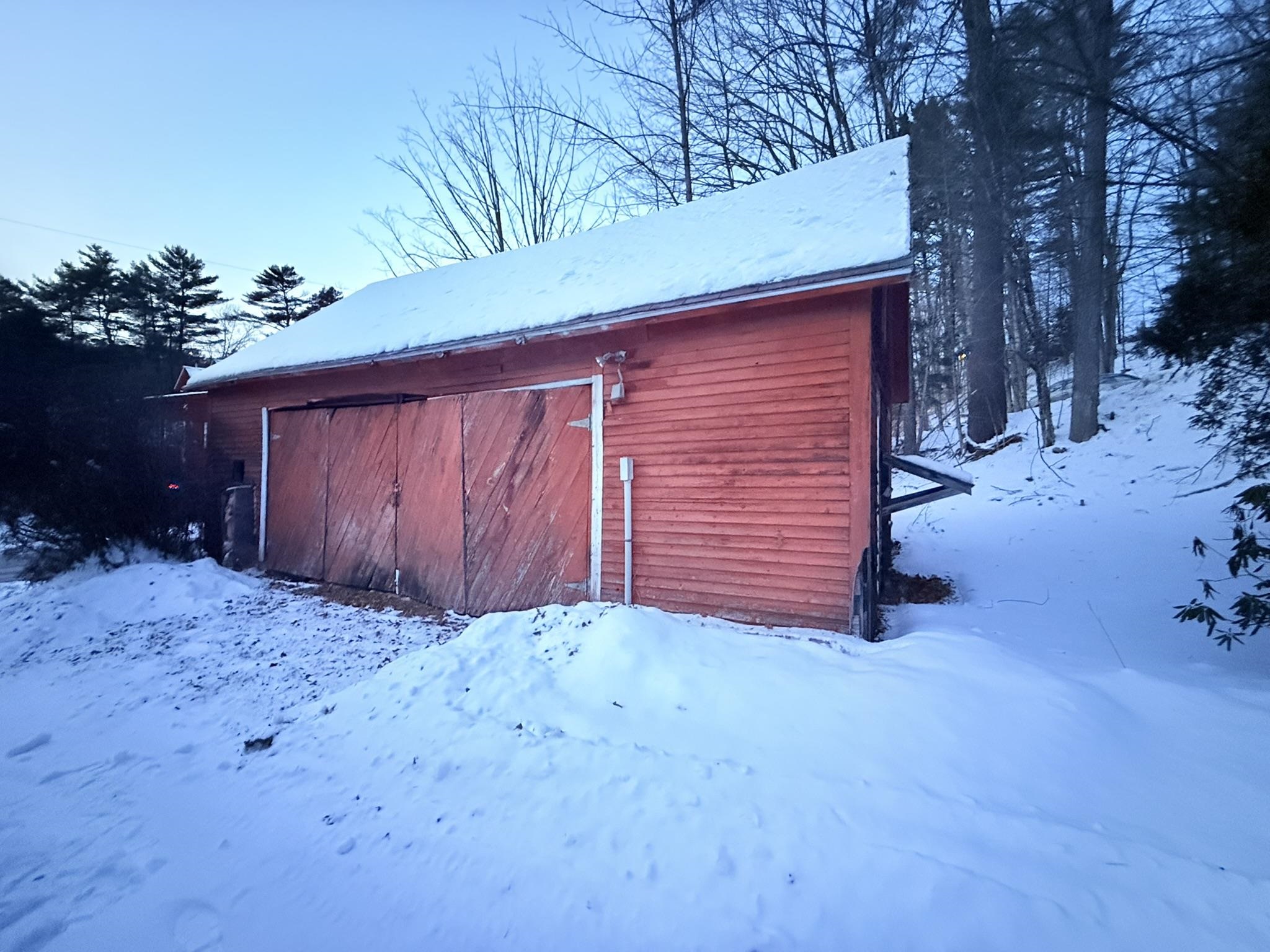 1246 New Hampshire Rte 175 Campton, NH 03223 - Photo 5 of 30