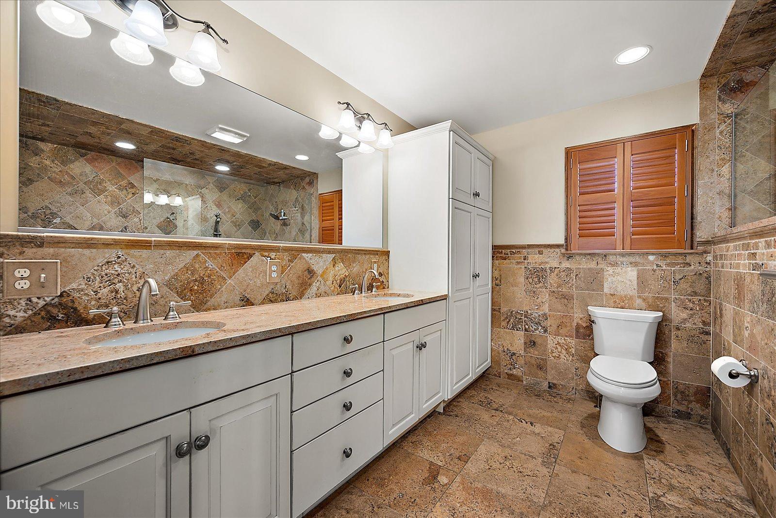 32271 West Road Frankford, DE 19945 - Photo 22 of 56 Primary bathroom