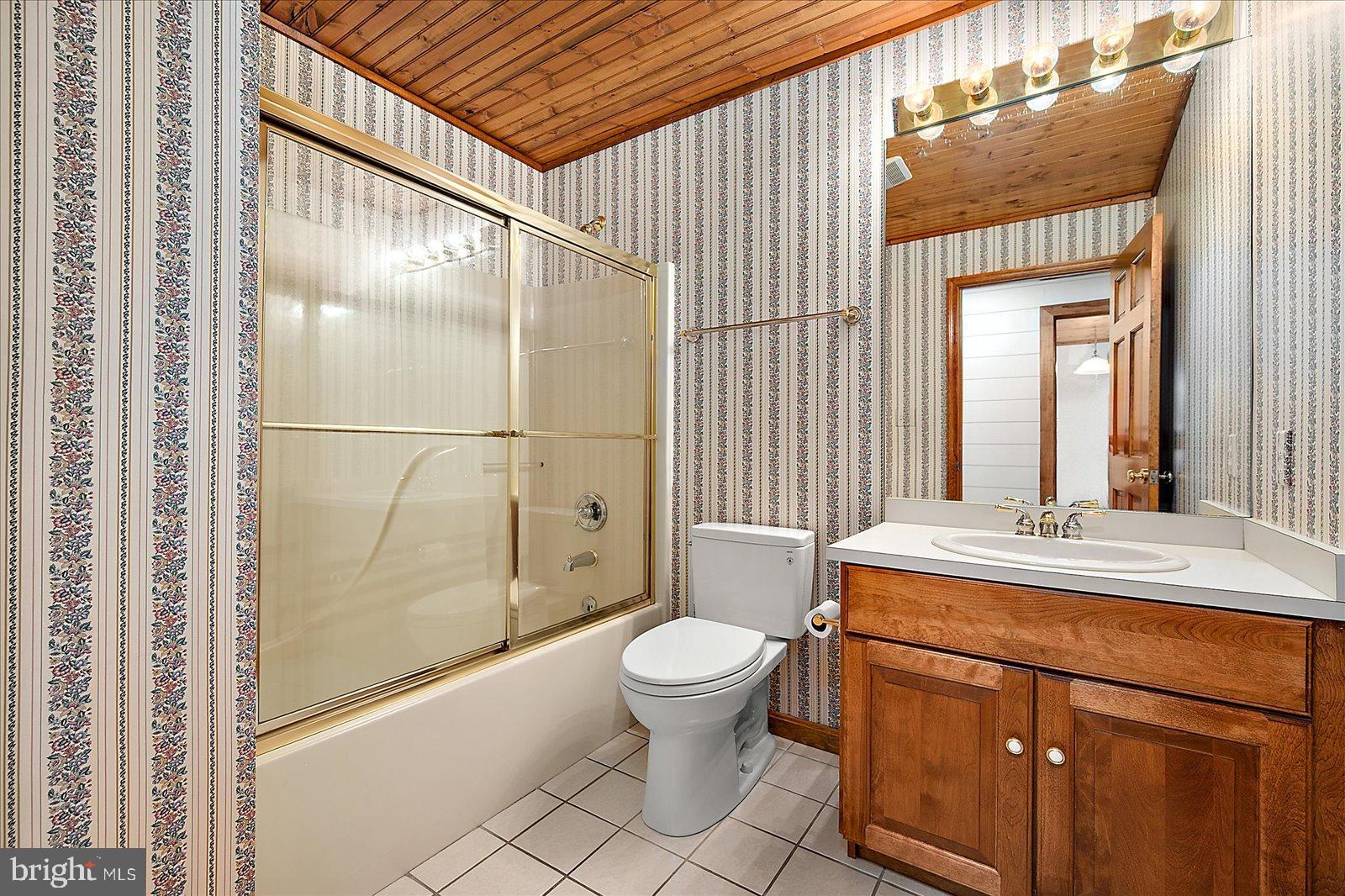 32271 West Road Frankford, DE 19945 - Photo 31 of 56 3rd full bathroom