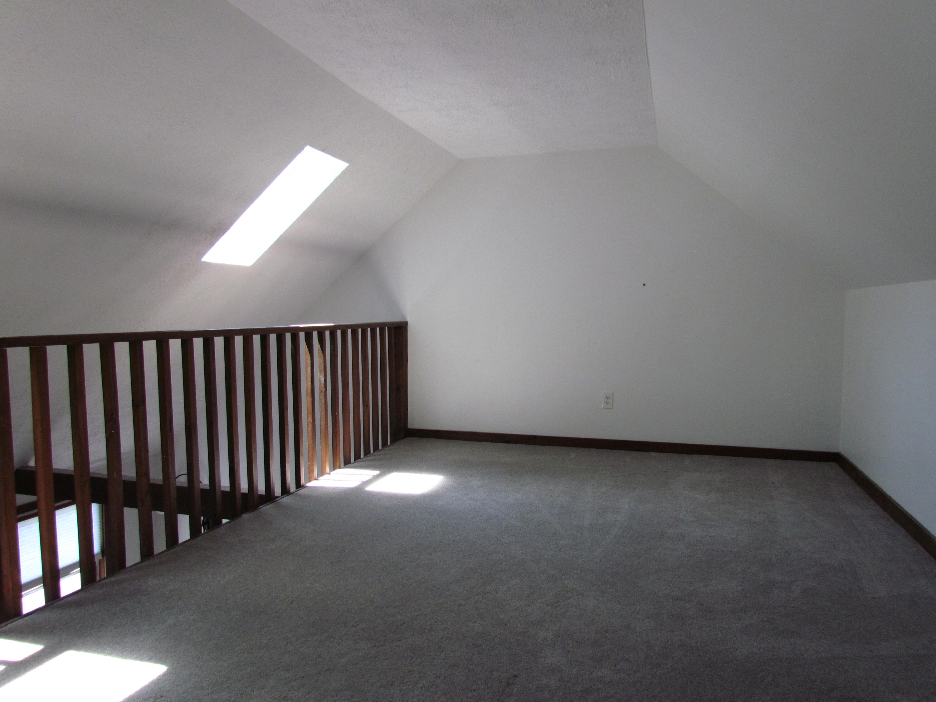 35 Munroe Lane, Unit 35 Topsham, ME 04086 - Photo 11 of 14 Loft