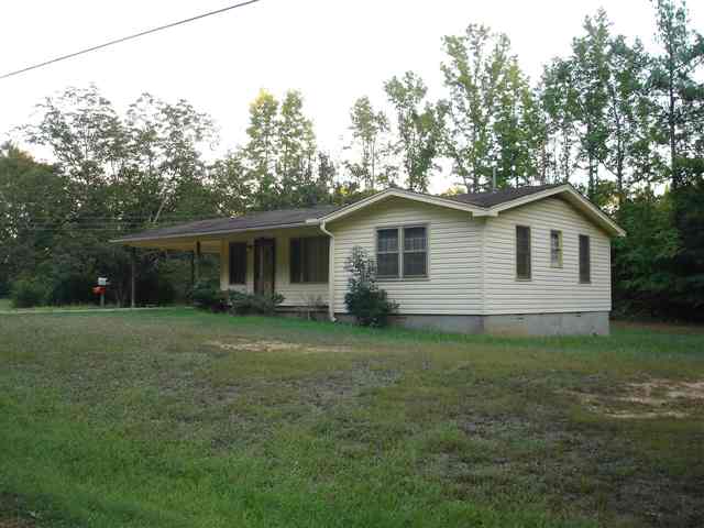 1430 Farmer Road Starr, SC 29684 - Photo 2 of 9
