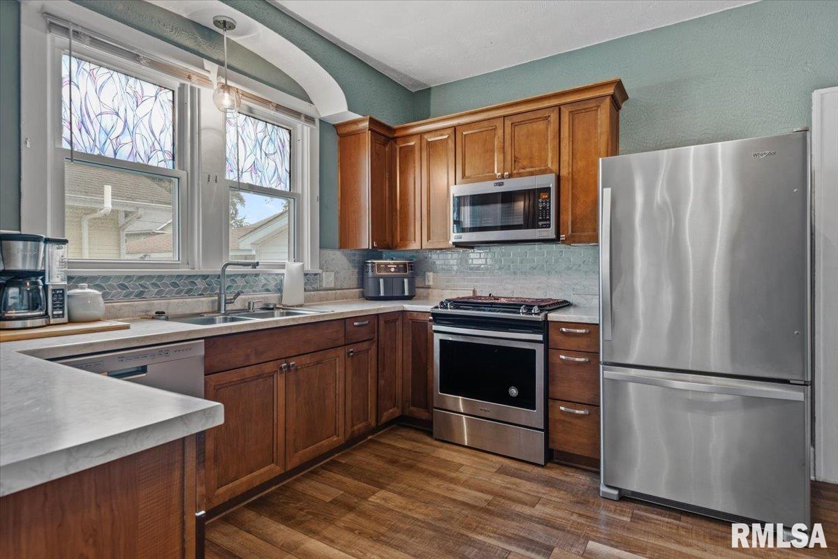 905 South State Street Springfield, IL 62704 - Photo 11 of 27 Gallery Image 11