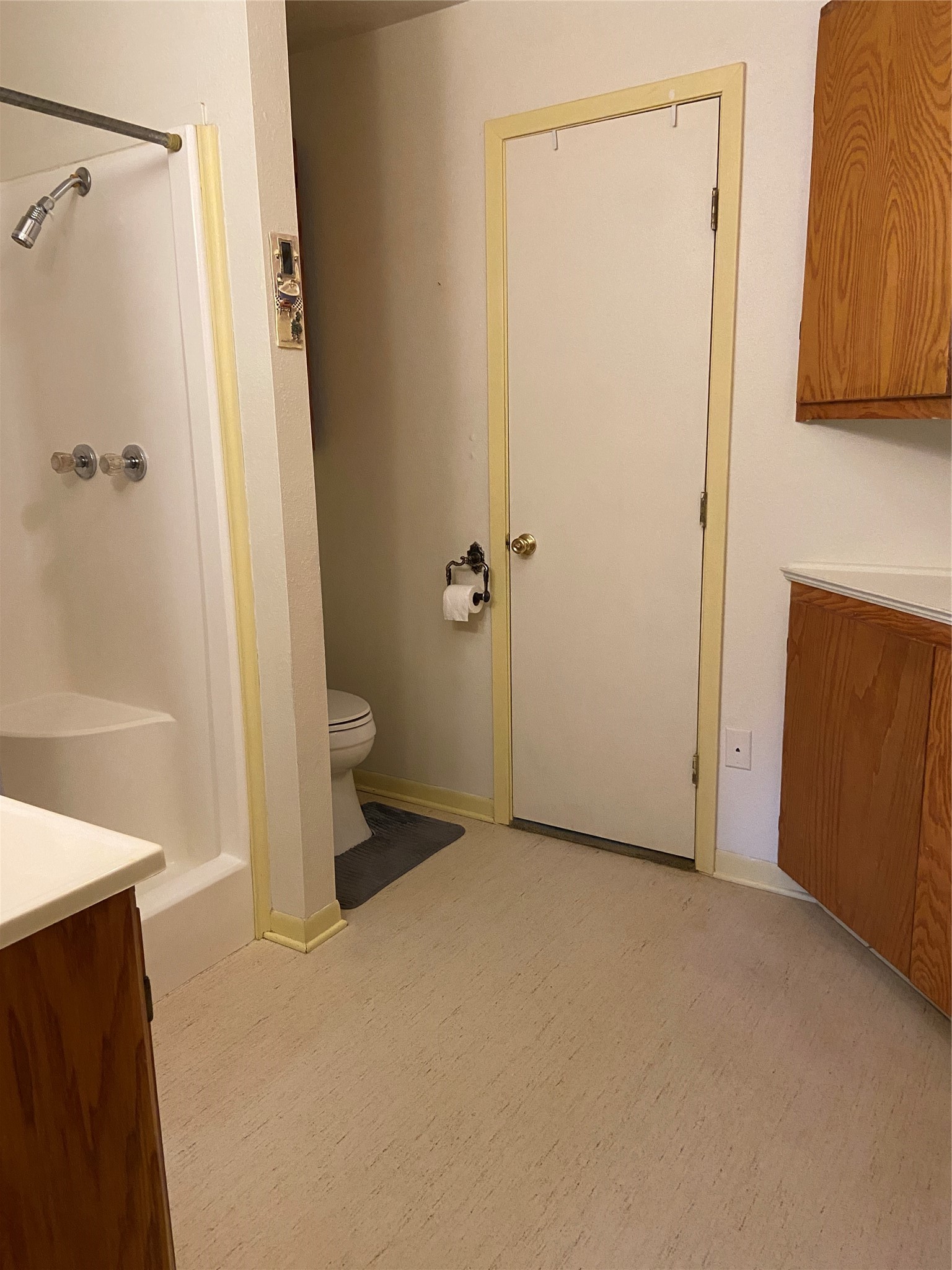 321 Broken Arrow Trail Goodrich, TX 77335 - Photo 24 of 31 Large bathroom with shower & plenty of cabinets for storage