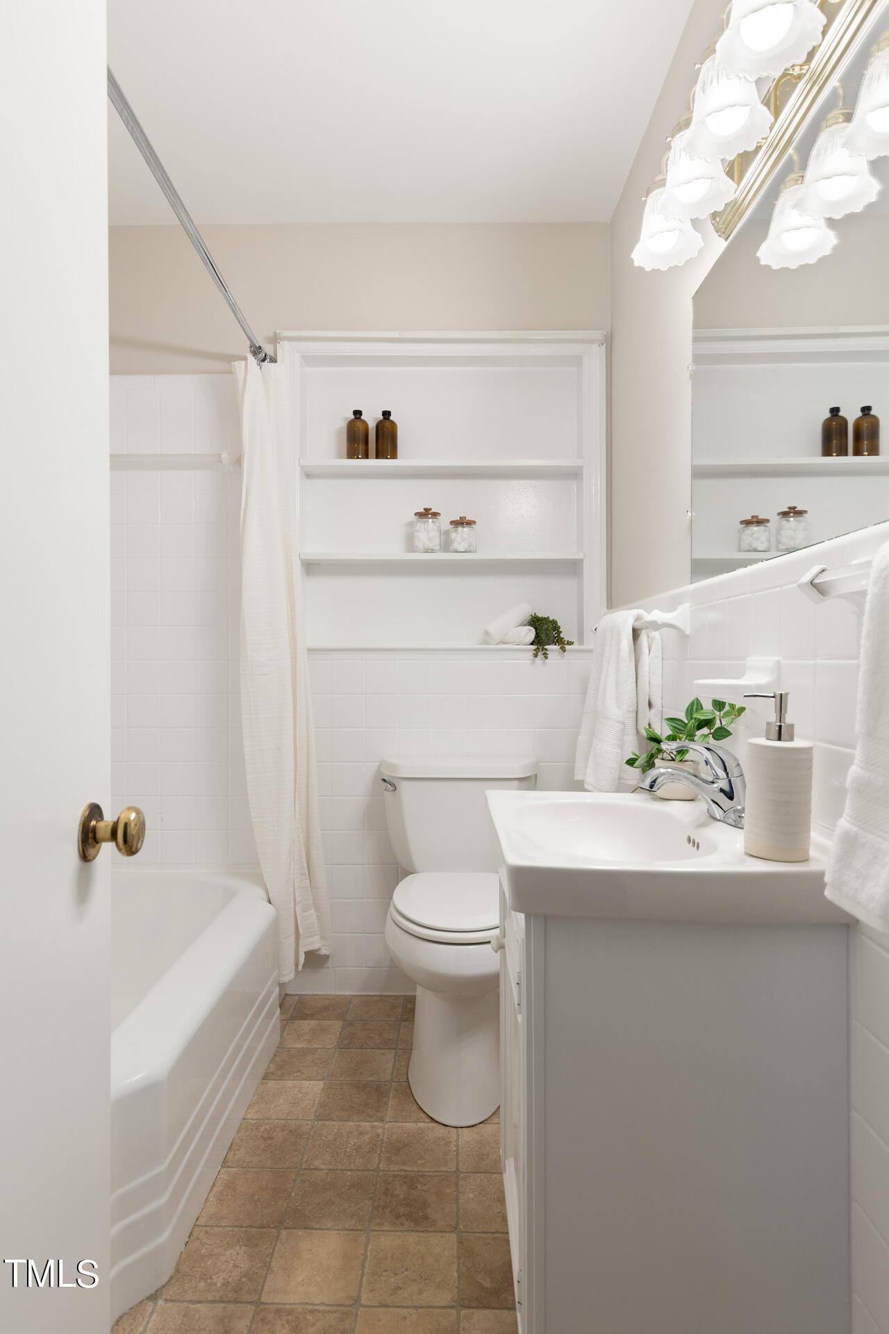 3006 Hope Valley Road Durham, NC 27707 - Photo 22 of 40 3006-Hope-Valley-121