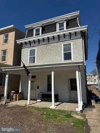 $1,800 | 462 Lyceum Avenue, Unit 2, Philadelphia, PA 19128