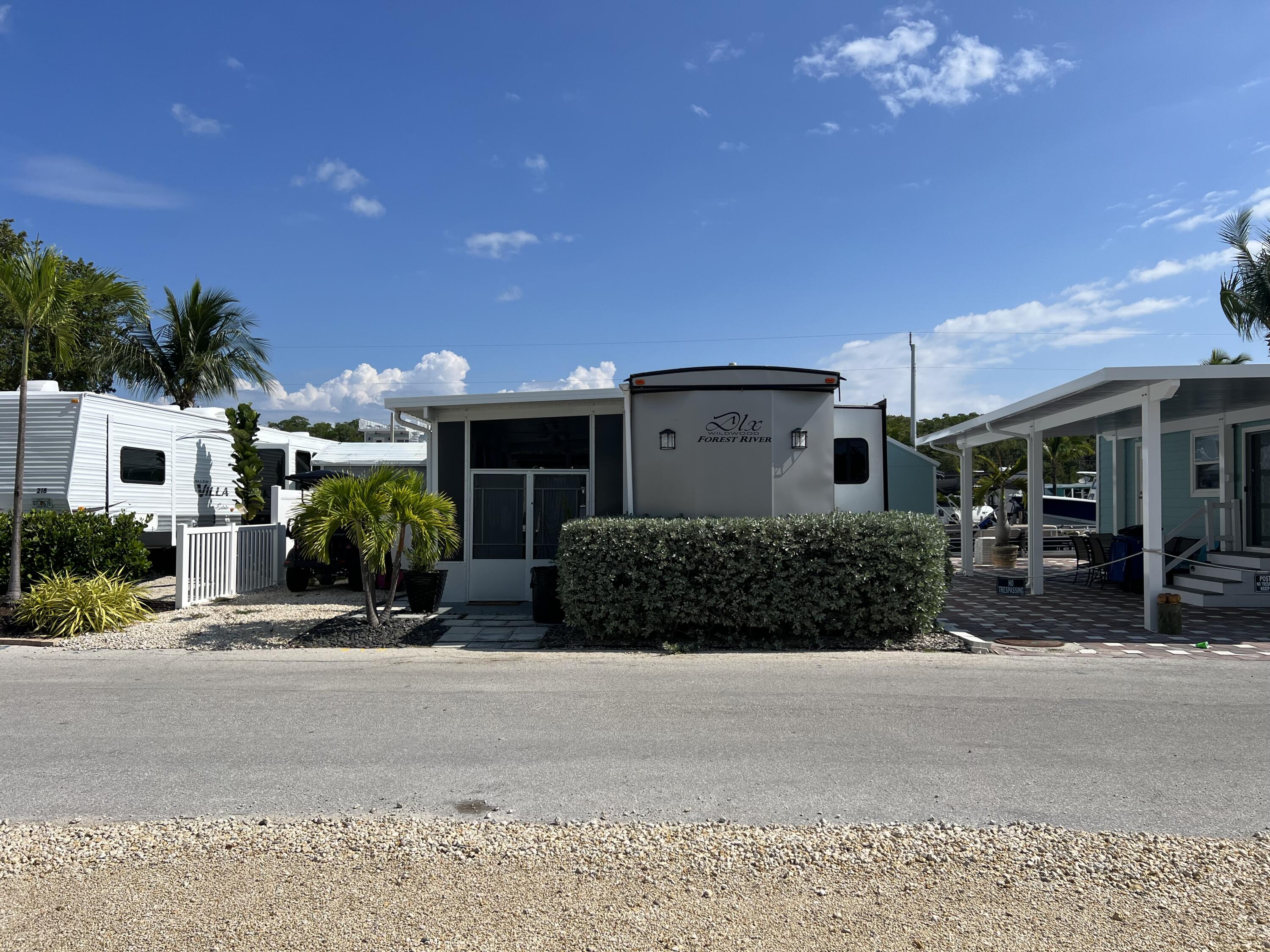 325 Calusa Street, Unit 217 Key Largo, FL 33037 - Photo 3 of 63 Photo Jun 02 2023, 10 22 03 AM