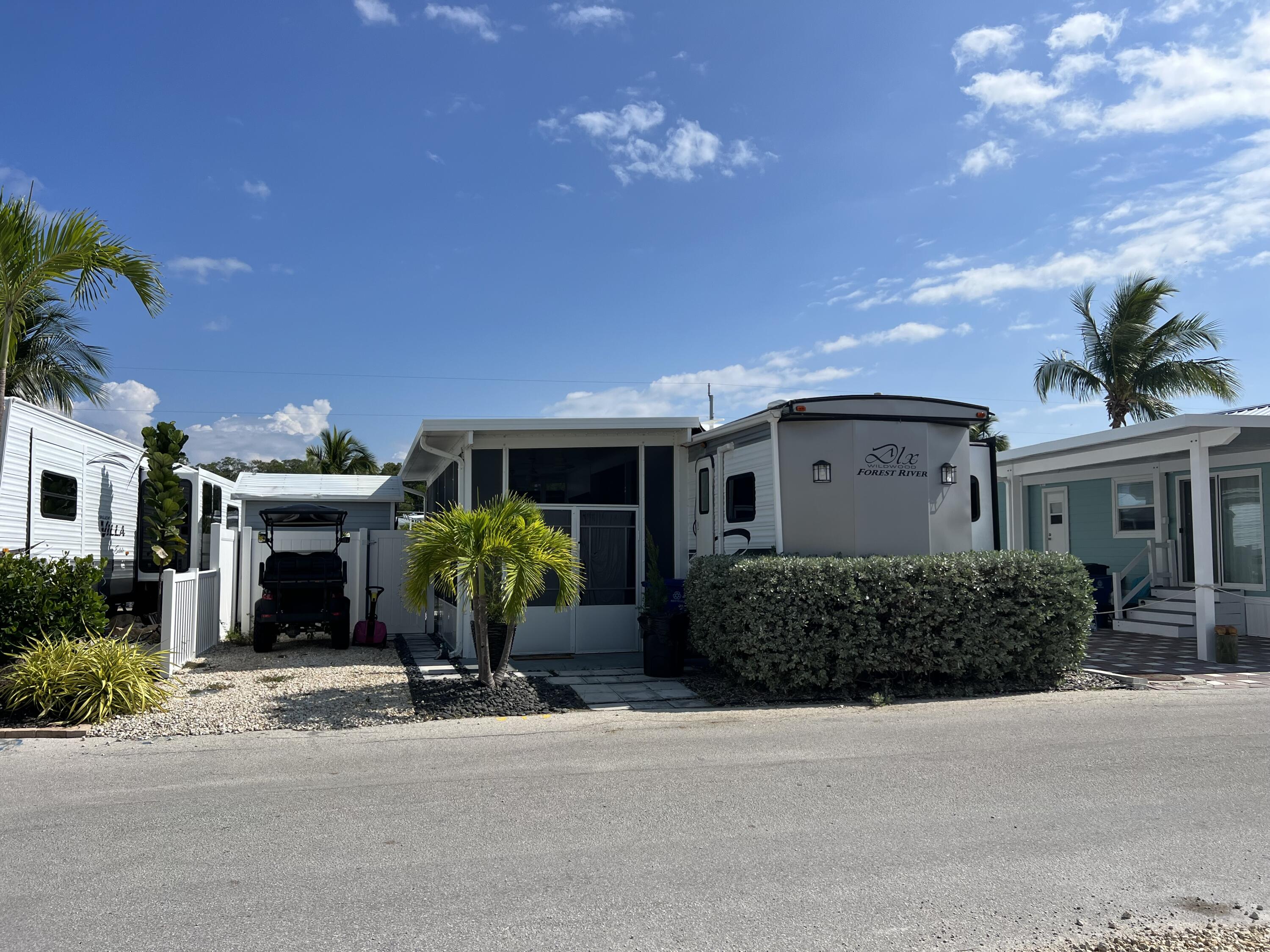 325 Calusa Street, Unit 217 Key Largo, FL 33037 - Photo 5 of 63 Photo Jun 02 2023, 10 22 20 AM