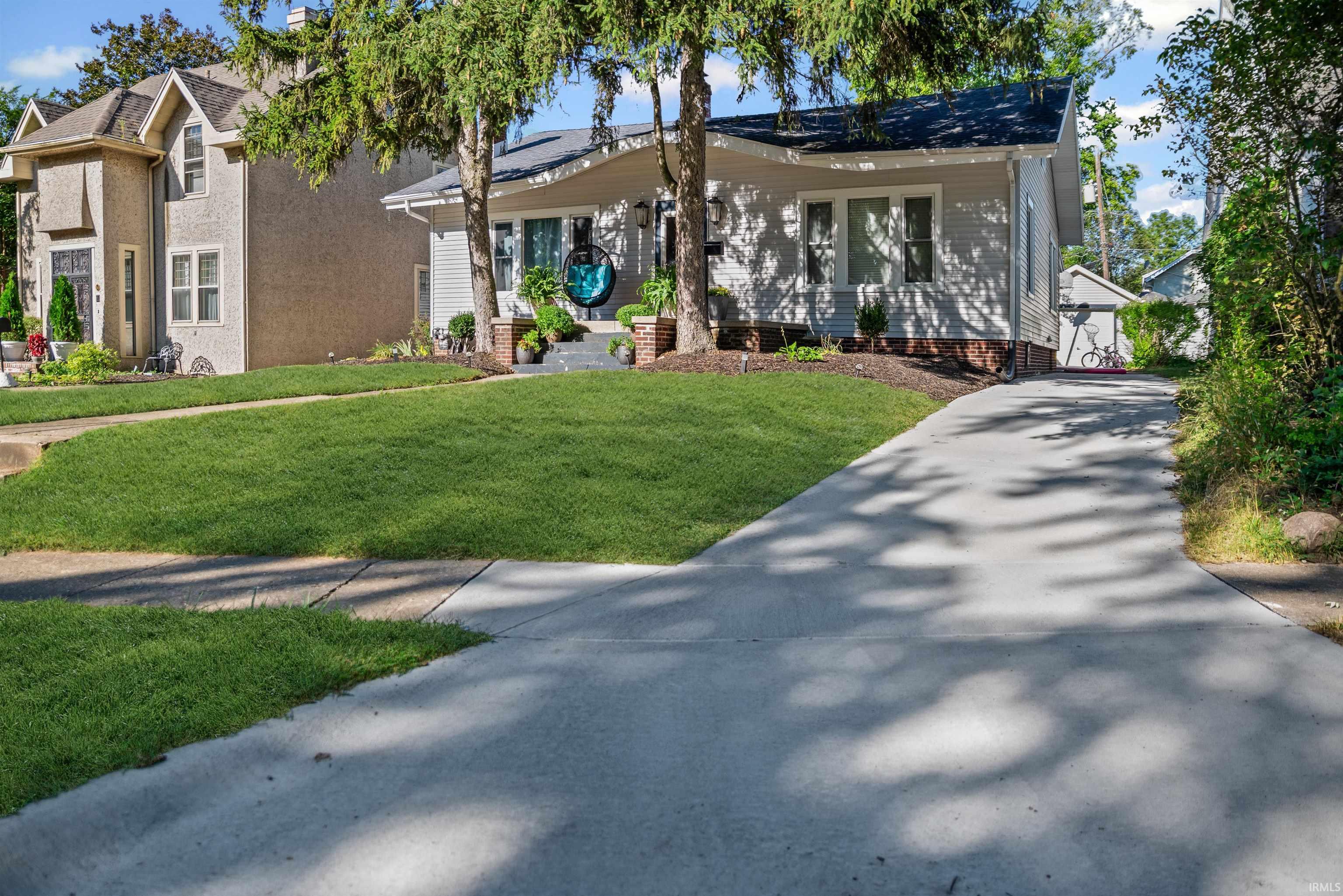 867 Shawnee Avenue Lafayette, IN 47905 - Photo 2 of 35