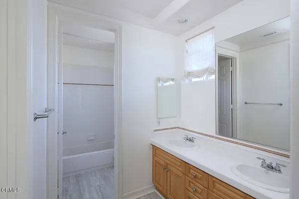 $1,749,000 | 2880 Avenida De Autlan, Camarillo, CA 93010