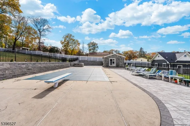 $2,100,000 | 45 Dietrich Lane, North Haledon, NJ 07508