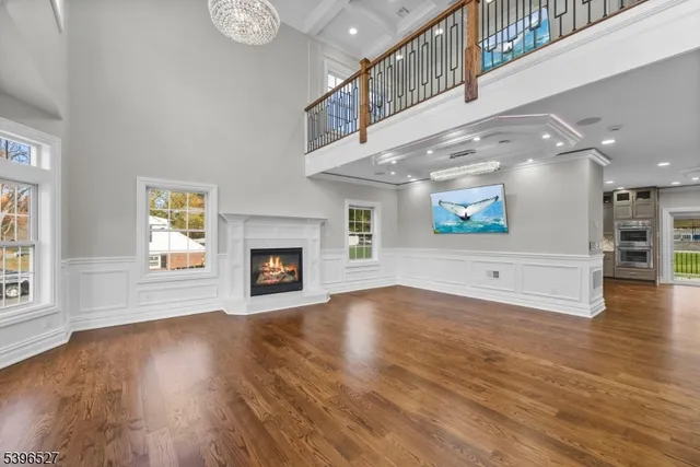 $2,100,000 | 45 Dietrich Lane, North Haledon, NJ 07508