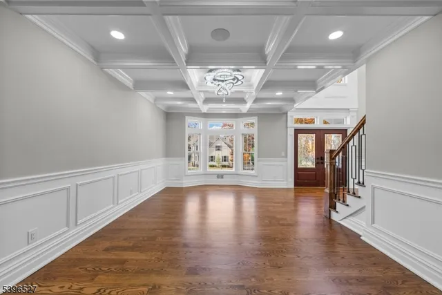 $2,100,000 | 45 Dietrich Lane, North Haledon, NJ 07508