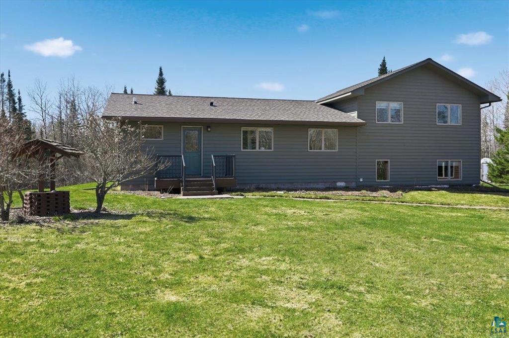 2538 Garrison Road Foxboro, WI 54836 - Photo 1 of 51