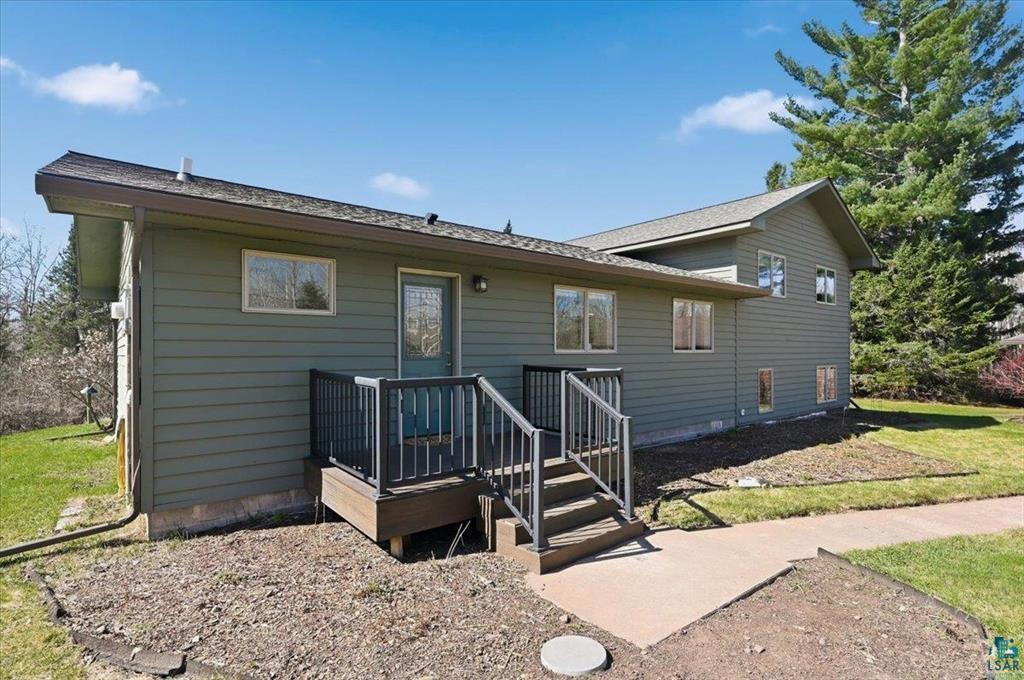 2538 Garrison Road Foxboro, WI 54836 - Photo 2 of 51