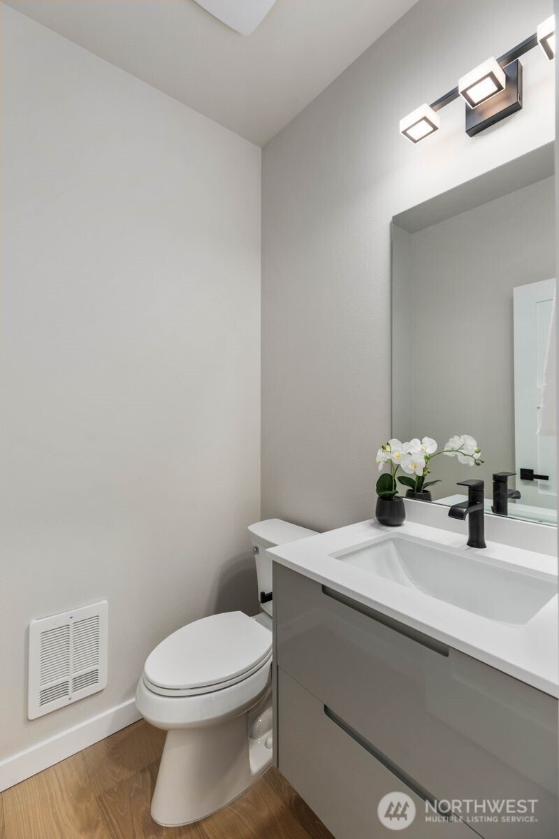 19628 Filbert Drive, Unit B2 Bothell, WA 98012 - Photo 9 of 33