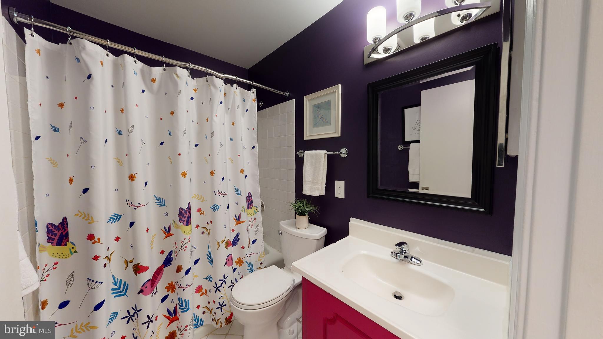 7919 St George Court Springfield, VA 22153 - Photo 25 of 51 Hall Bath
