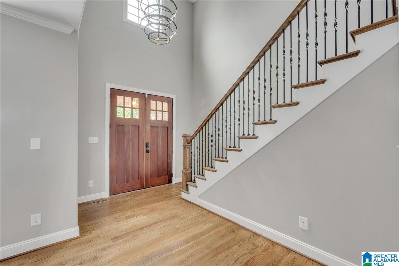 114 Shades Crest Road Birmingham, AL 35226 - Photo 8 of 42