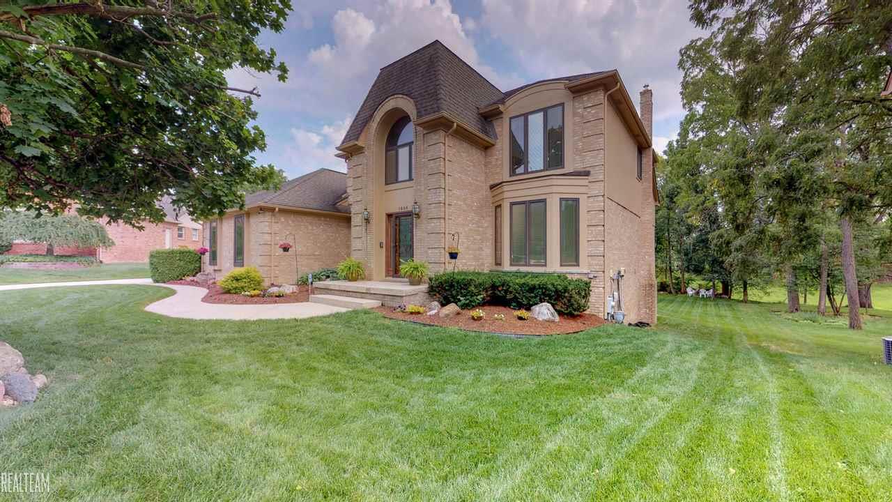 1686 Edinborough Drive Rochester, MI 48306 - Photo 2 of 42 31356728-1.JPG