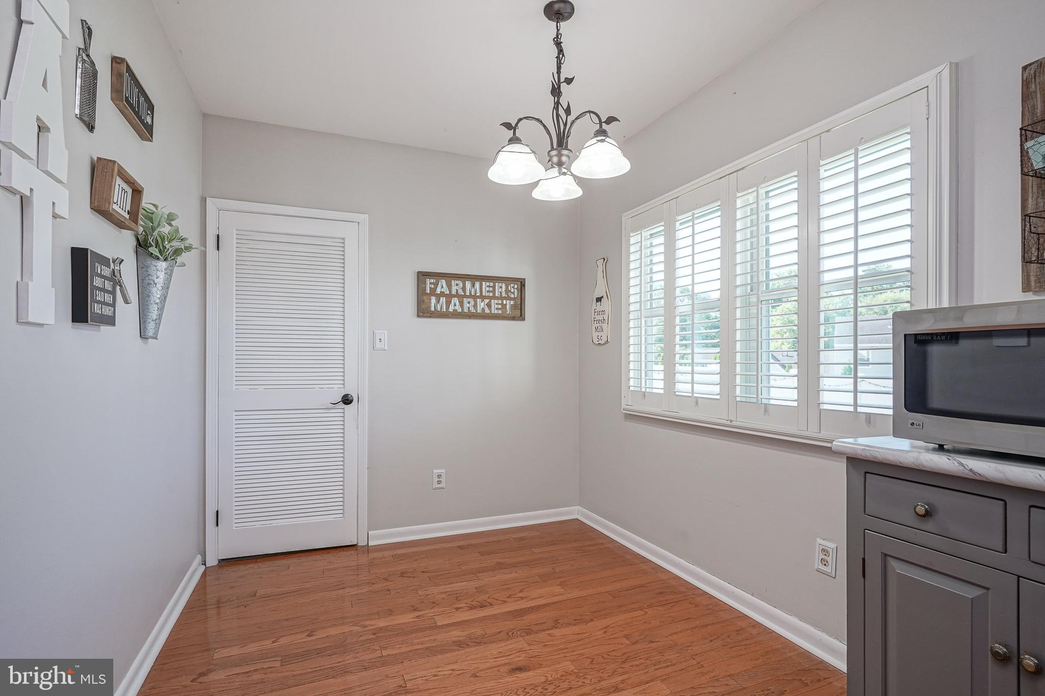 12 Ashley Road Sewell, NJ 08080 - Photo 16 of 68