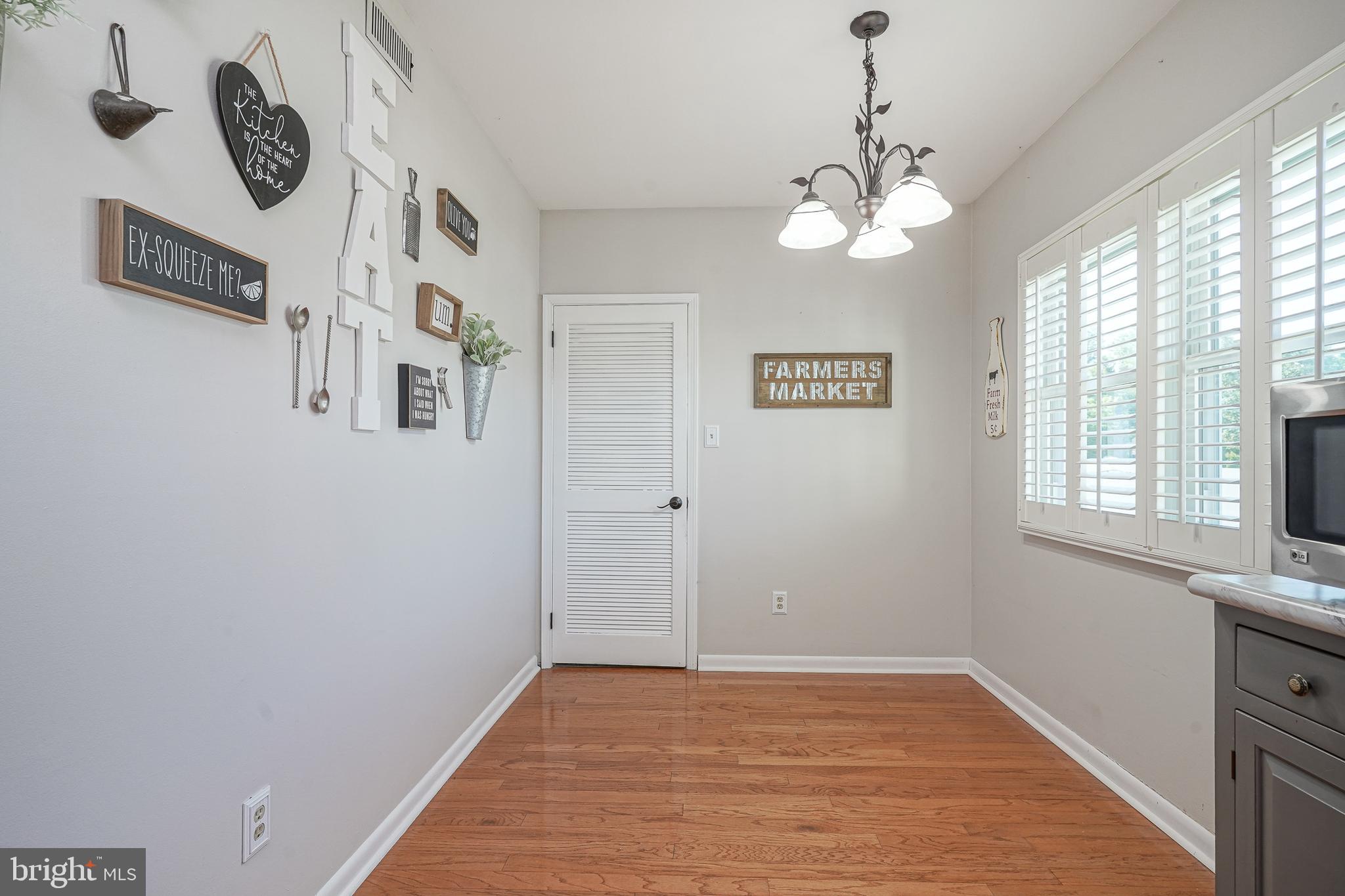 12 Ashley Road Sewell, NJ 08080 - Photo 17 of 68