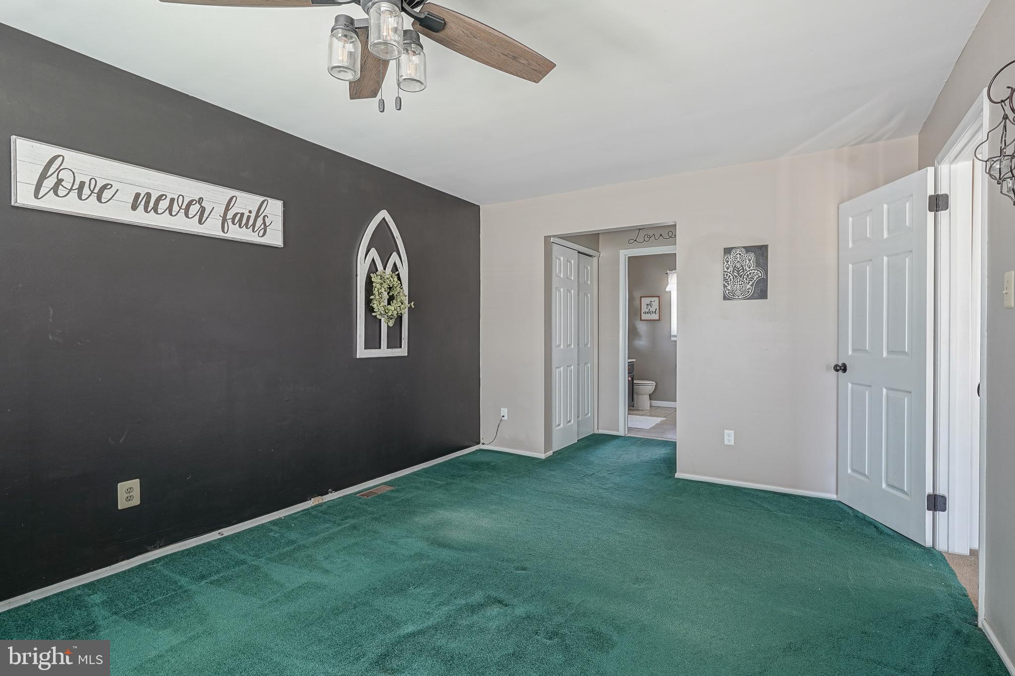 12 Ashley Road Sewell, NJ 08080 - Photo 29 of 68
