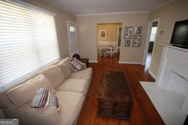 $1,425 | 222 Beechwood Circle, LaGrange, GA 30240