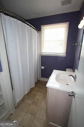 $1,425 | 222 Beechwood Circle, LaGrange, GA 30240