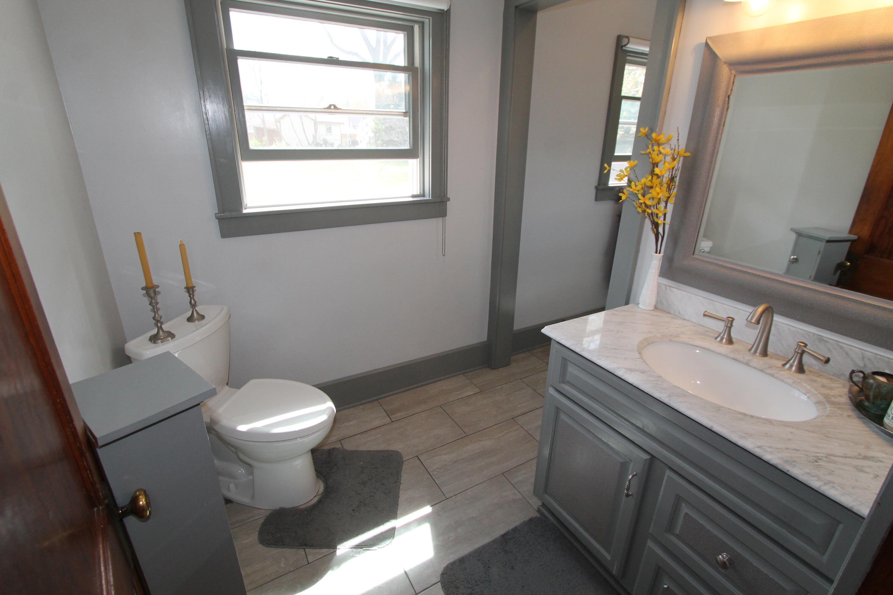 140 Kendall Street Burlington, WI 53105 - Photo 16 of 33 Bathroom
